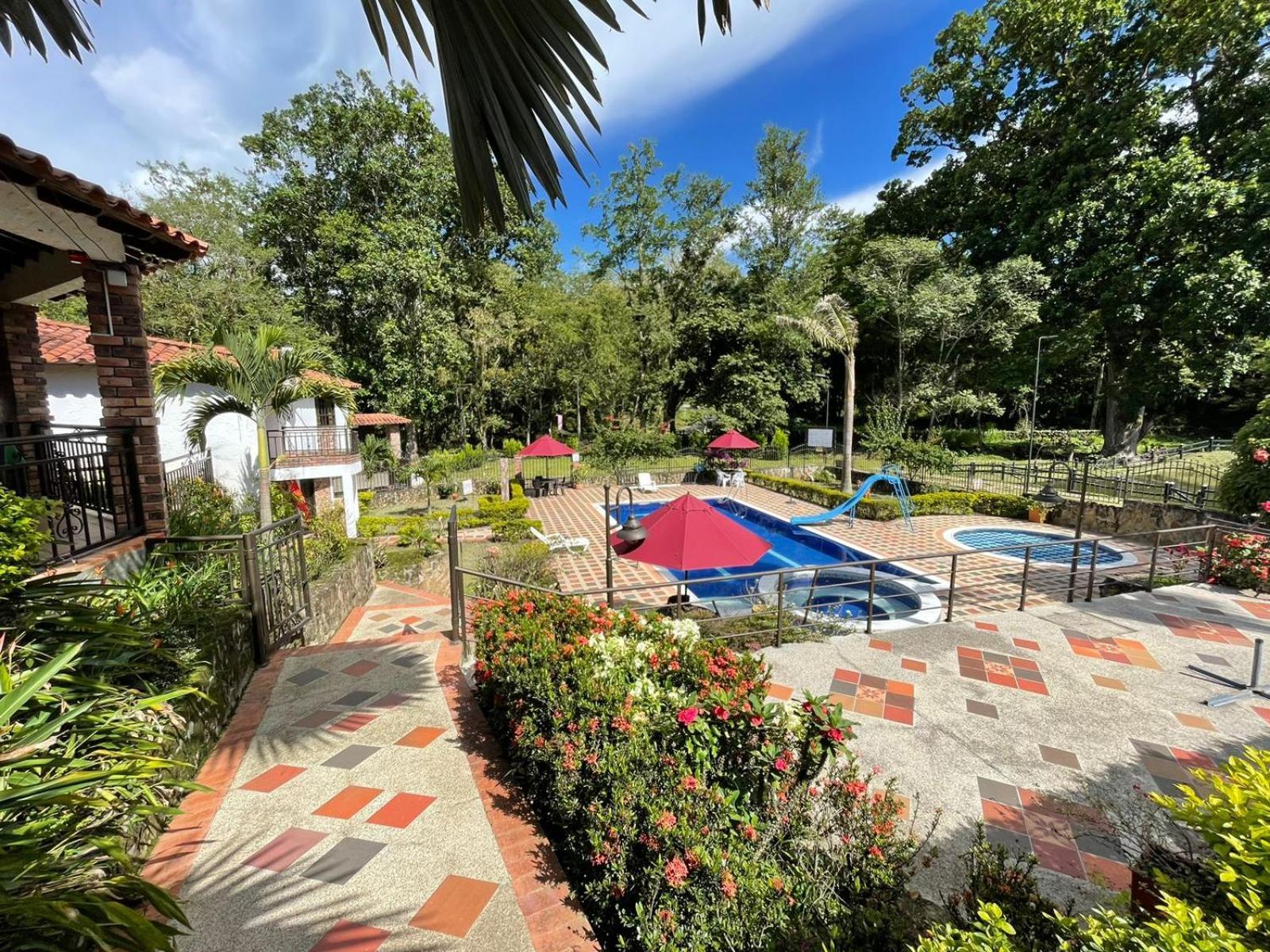 Rancho San Luis, Paramo Exterior photo